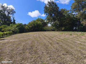 Terrain 2500 m² POMPIGNAC