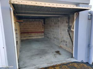 Location garage proche lactopole