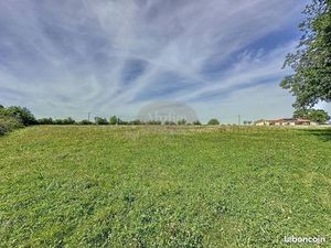 Terrain 1300 m² Galan