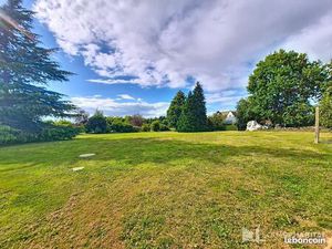 Terrain 1 003 m² Irodouer