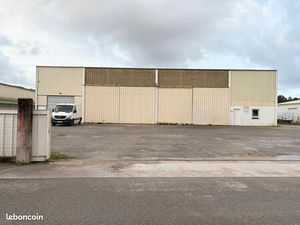Hangar a louer - 650m²