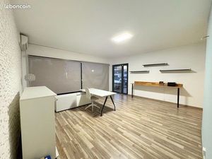 Local commercial 93m2