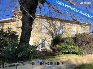 Maison 10 pièces 260 m²