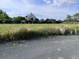 Terrain 680 m² Montrelais
