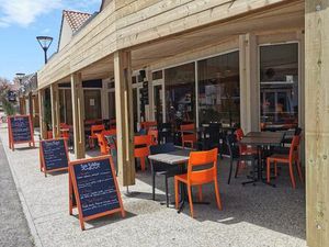 Ensemble de 2 locaux restauration/bail tout commerce