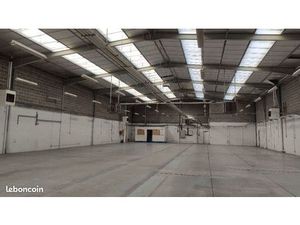 Entrepôt 570 m² à vendre
