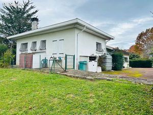 Maison 4 pièces de 130 m2 quartier Ibarron