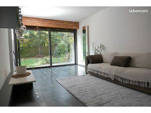 Appartement 2 pièces de 60 m² - Jardin privatif de 120 m²