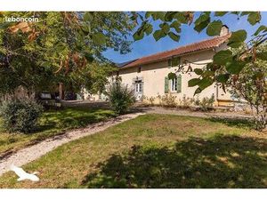 Ferme 6 pièces 180 m²
