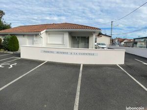 Loue bureaux sur axe passant