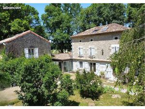 Propriété 5 pièces 191 m²