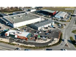 Local commercial 500m2 emplacement premium