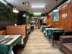 Restaurant tout équipé - Fond de Commerce - Tout un immeuble