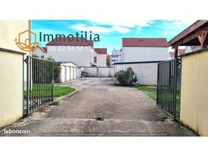 Parking/box Montereau-Fault-Yonne