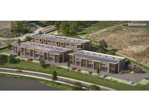 Local d'activité 152 m²