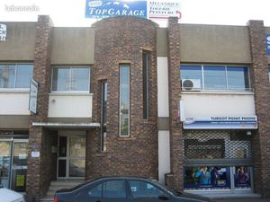 A louer dès janvier 2026 cabinet de soin partagé face Gare SARTROUVILLE Yvelines