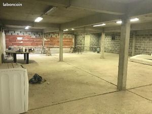 Local d'activité 170 m²