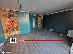 Boutique 28 m² Castres-Gironde