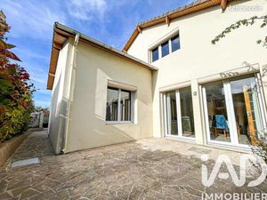 Maison 6 pièces 121 m²