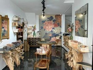 Bail commercial à céder – Local transformable en 2 magasins indépendants 