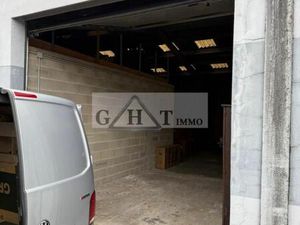 Local industriel 155 m²