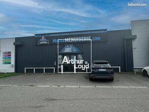 Local commercial 480 m²