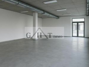 Commerce 220 m²
