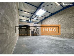 Local d'activité 252 m²