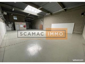 Local d'activité 404 m²