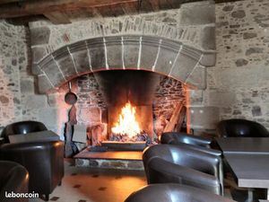 Bar restaurant  immeuble & fond de commerce