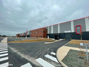 Local d'activité 1 308 m²