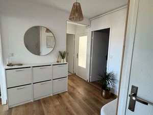 Appartement avec garage  balcon et cave dans une résidence sécurisée