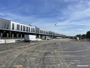 Local d'activité 2 747 m²
