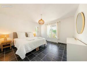 Mas à gordes piscine jacuzzi pétanque calme