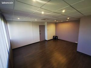 Location cabinet paramédical