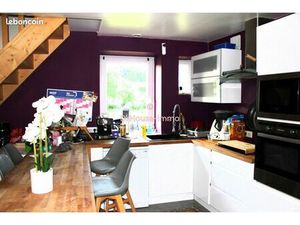 Propriété 5 pièces 176 m²