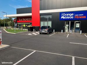 Locaux commerciaux et artisanaux à louer