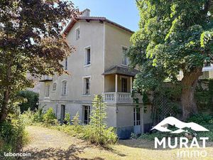 Propriété 7 pièces 154 m²