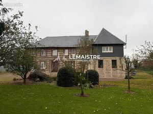 Maison 7 pièces 217 m²