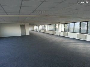 Bureau 204 m²