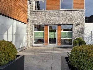 bureau-commerce à louer