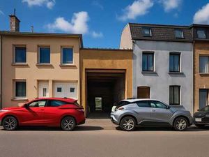 Garage/entrepôt de 70 m² situé à proximité immédiate du cent