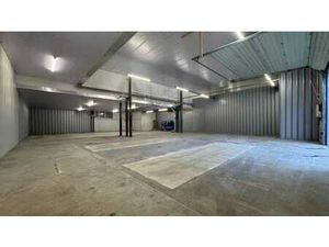 Entrepôts polyvalents de 285 m² très bien situé !