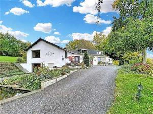 Propriétée exceptionnelle nichée sur les hauteurs de Redu