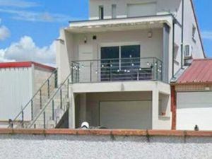 DEPOT + BUREAUX/appartement