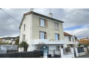 Immeuble 8 pièces 204 m²