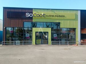 Local commercial 181 m² CHALLANS