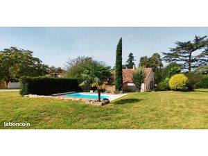 Vds belle maison charentaise rénovée avec Piscine