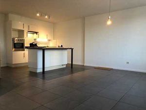 Appartement lumineux tout équipé avec terrasse