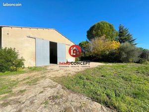 Local 120 m² Laudun-l'Ardoise